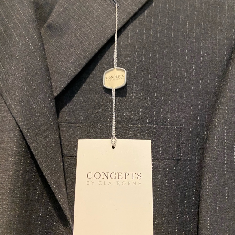 ๐ Concepts by Clairborn Men suit **NEW*** - Picture 4 of 15